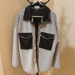 Nash Grey🩶🖤Women's Oversized Black & Gray Button-Up Jacket- size Small